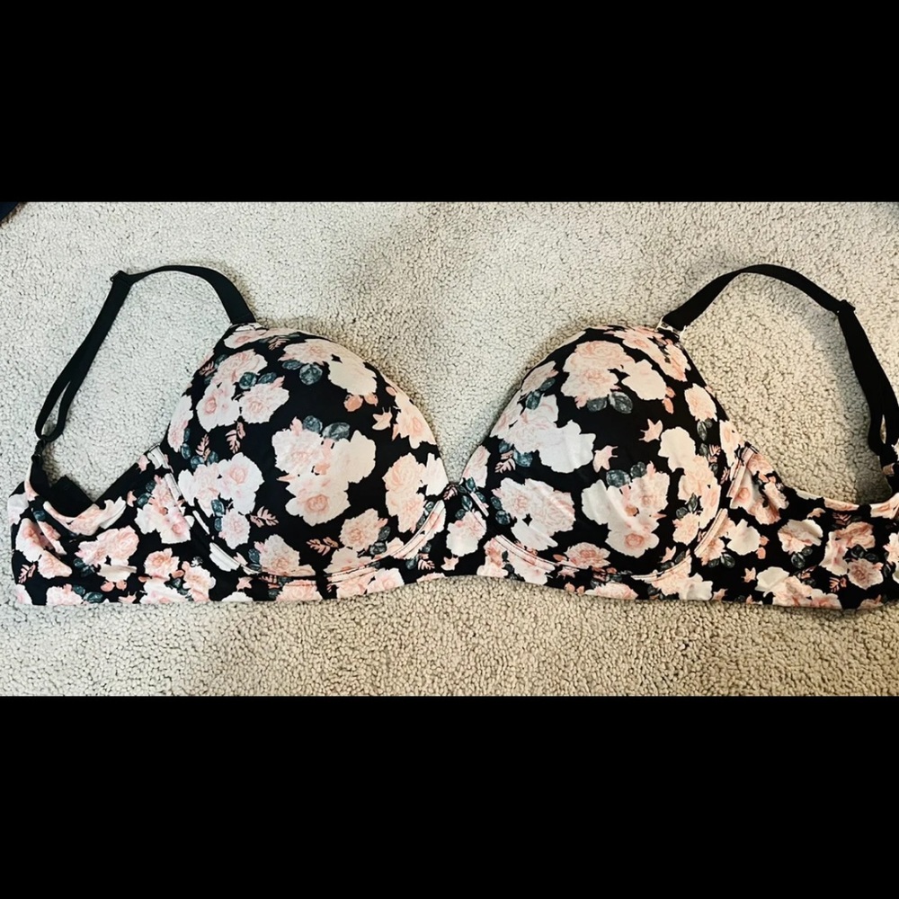 Victoria Secret 38DDD Nursing Bra Lace Wing Wireless Flowers